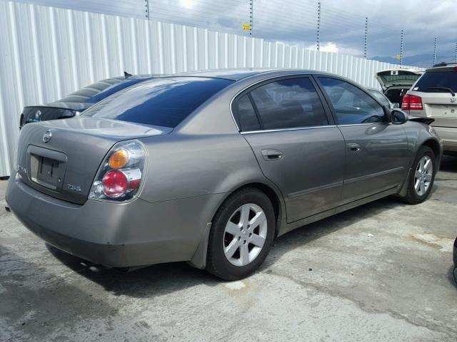 1N4AL11D02C200998 - 2002 NISSAN ALTIMA BAS GOLD photo 4