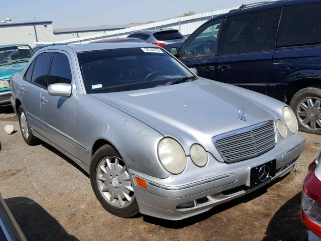 WDBJF65J01B242136 - 2001 MERCEDES-BENZ E 320 SILVER photo 1