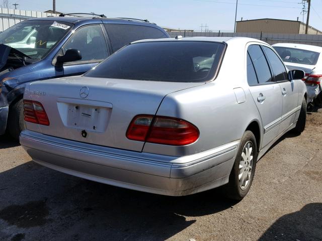 WDBJF65J01B242136 - 2001 MERCEDES-BENZ E 320 SILVER photo 4