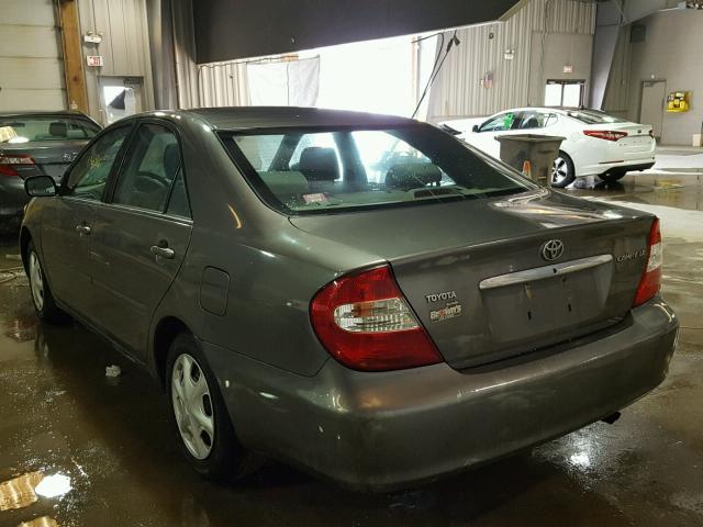 4T1BE32K14U888259 - 2004 TOYOTA CAMRY LE CHARCOAL photo 3