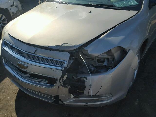 1G1ZB5E0XCF229965 - 2012 CHEVROLET MALIBU LS კრემისფერი ფოტო 9