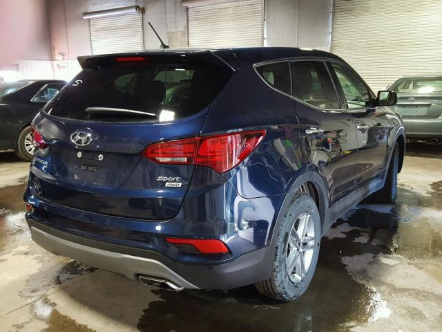 5XYZTDLB1JG542870 - 2018 HYUNDAI SANTA FE S BLUE photo 4