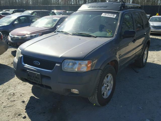 1FMYU93183KE15796 - 2003 FORD ESCAPE XLT CHARCOAL photo 2