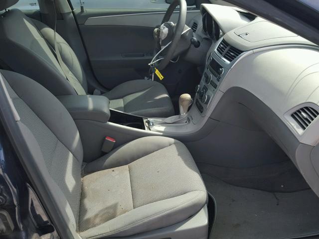 1G1ZB5E0XCF246653 - 2012 CHEVROLET MALIBU LS ლურჯი ფოტო 5