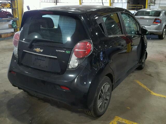 KL8CK6S02FC805053 - 2015 CHEVROLET SPARK EV 1 黑色 照片 4