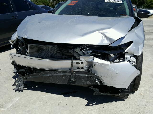 1N4AA6AP1GC375989 - 2016 NISSAN MAXIMA 3.5 SILVER photo 9