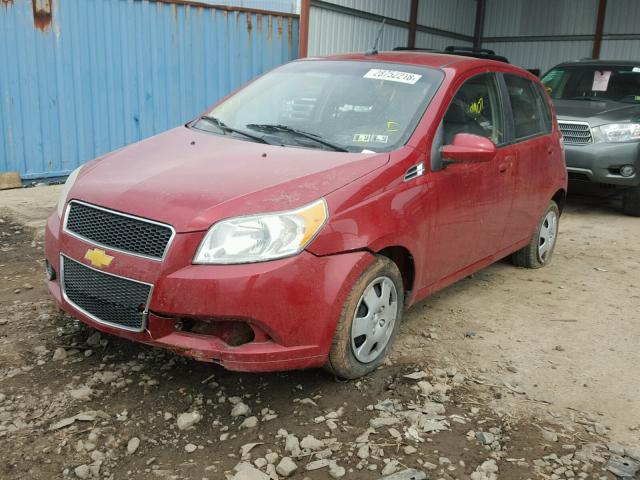 KL1TD6DE5AB096392 - 2010 CHEVROLET AVEO LS RED photo 2