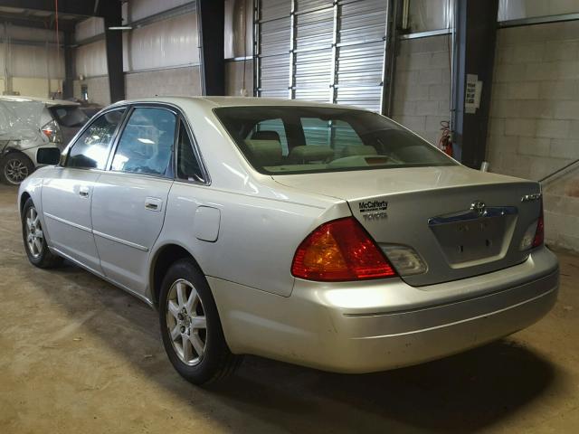 4T1BF28B01U116507 - 2001 TOYOTA AVALON XL SILVER photo 3