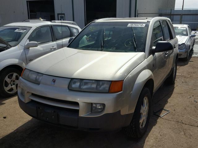 5GZCZ63B62S824075 - 2002 SATURN VUE TAN photo 2