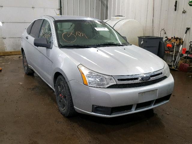 1FAHP34N48W195170 - 2008 FORD FOCUS S/SE SILVER photo 1