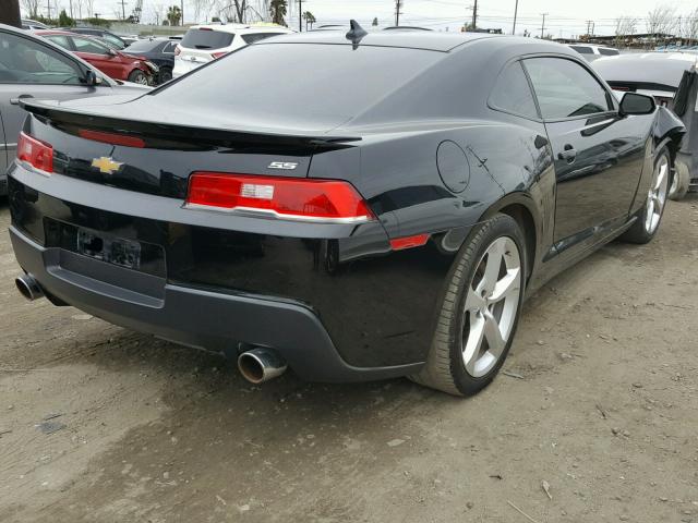 2G1FG1EW3F9237081 - 2015 CHEVROLET CAMARO SS Negro foto 4