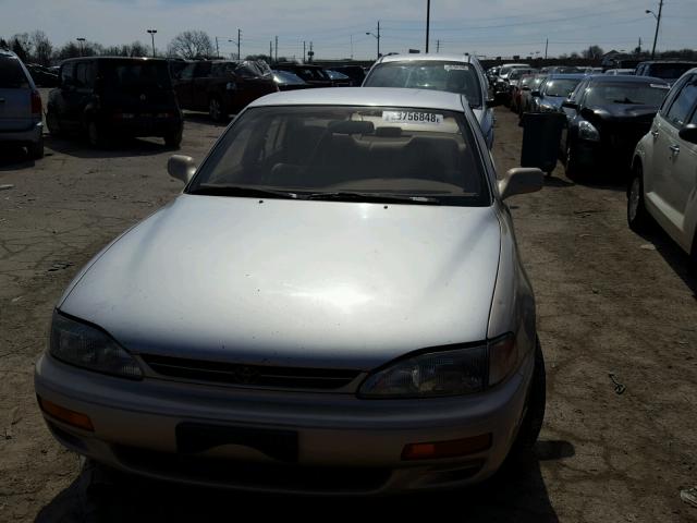 4T1SK12EXSU510509 - 1995 TOYOTA CAMRY LE SILVER photo 9