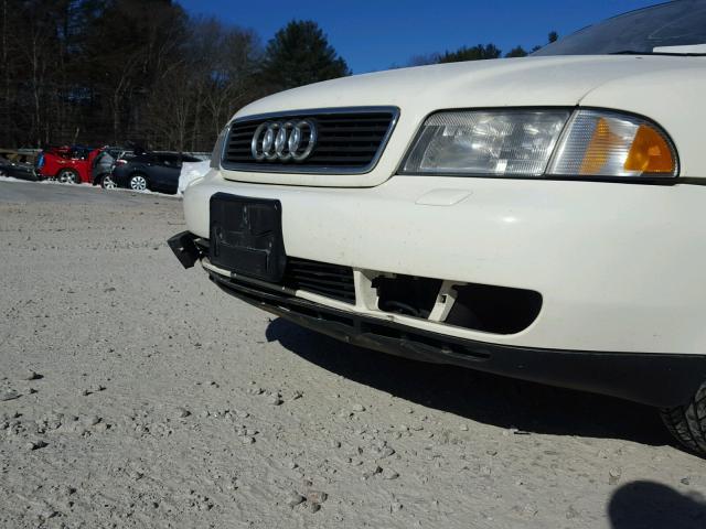 WAUBB28DXWA261111 - 1998 AUDI A4 1.8T WHITE photo 9