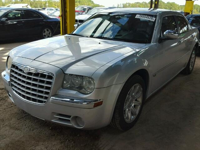 2C3LA63H36H258892 - 2006 CHRYSLER 300C SILVER photo 2