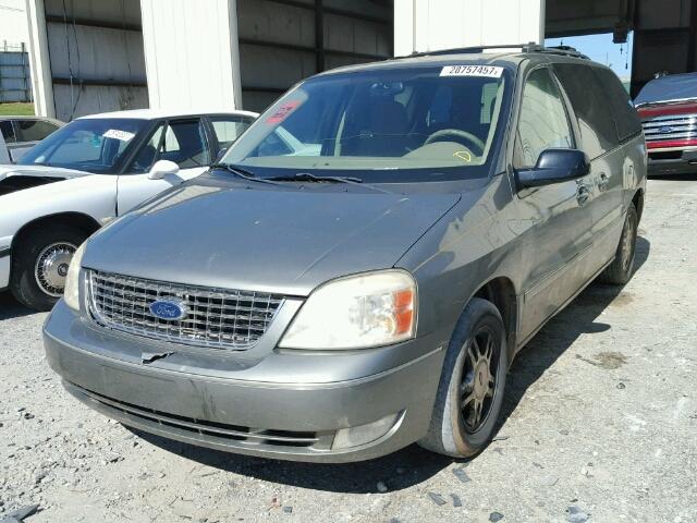 2FMZA52274BA60664 - 2004 FORD FREESTAR GREEN photo 2