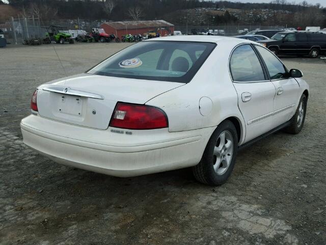 1MEFM50U82G641761 - 2002 MERCURY SABLE GS WHITE photo 4