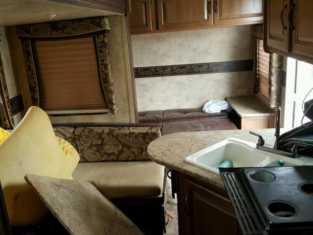 4YDT26027CB453338 - 2012 KEYSTONE OUTBACK WHITE photo 5