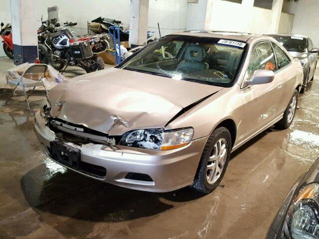 1HGCG22511A021854 - 2001 HONDA ACCORD EX GOLD photo 2