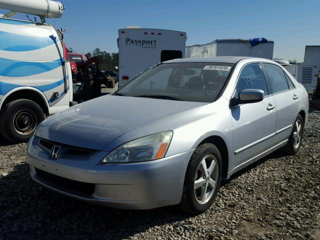 1HGCM568X5A182000 - 2005 HONDA ACCORD EX SILVER photo 2