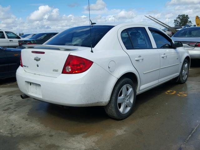 1G1AL58FX87336607 - 2008 CHEVROLET COBALT LT WHITE photo 4