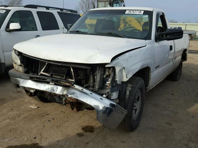 1GCGC24U1YE367759 - 2000 CHEVROLET SILVERADO WHITE photo 2