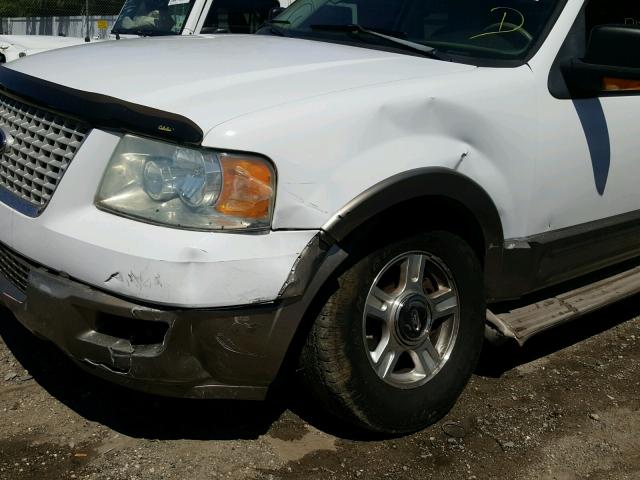 1FMPU17LX4LA38098 - 2004 FORD EXPEDITION WHITE photo 9