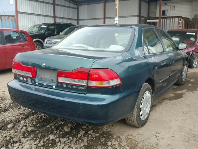 1HGCG66592A005713 - 2002 HONDA ACCORD LX GREEN photo 4