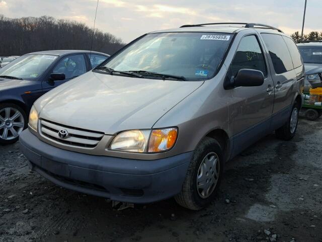 4T3ZF19C22U485071 - 2002 TOYOTA SIENNA CE TAN photo 2