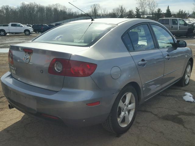 JM1BK12G761431098 - 2006 MAZDA 3 I GRAY photo 4