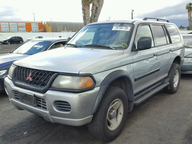 JA4LS21H21P000933 - 2001 MITSUBISHI MONTERO SP SILVER photo 2