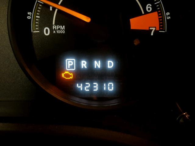 1C4NJDBB2ED800520 - 2014 JEEP COMPASS SP RED photo 8