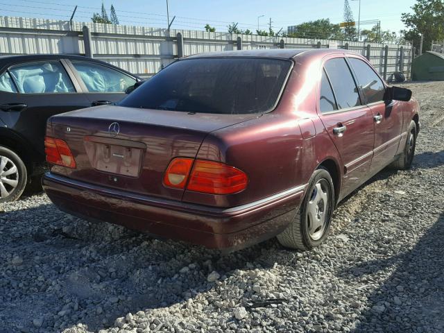 WDBJF72F7VA420755 - 1997 MERCEDES-BENZ E 420 MAROON photo 4