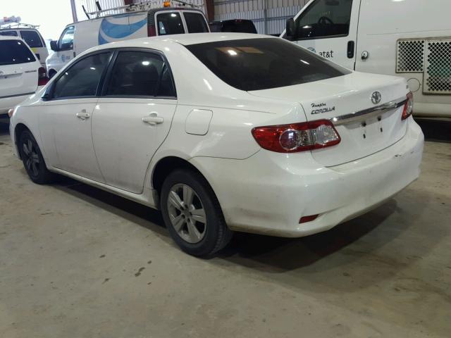 JTDBU4EE1B9148620 - 2011 TOYOTA COROLLA BA WHITE photo 3