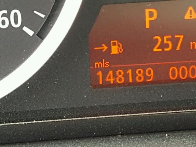 WBANF73577CU27850 - 2007 BMW 530 XI BLUE photo 8