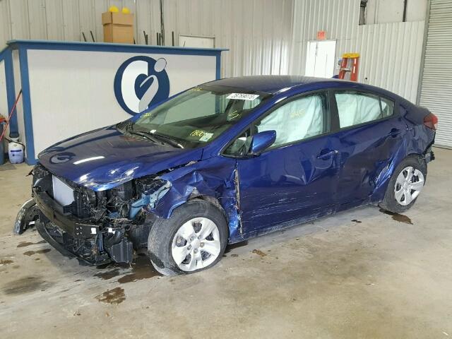 3KPFK4A7XJE180023 - 2018 KIA FORTE LX BLUE photo 9