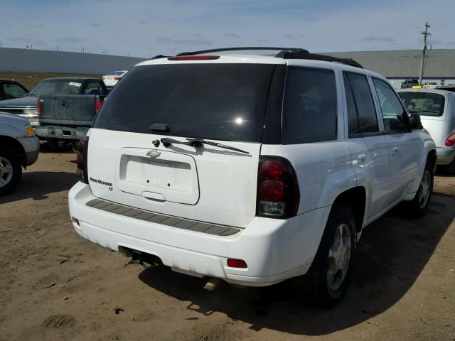 1GNDT13S562153229 - 2006 CHEVROLET TRAILBLAZE WHITE photo 4