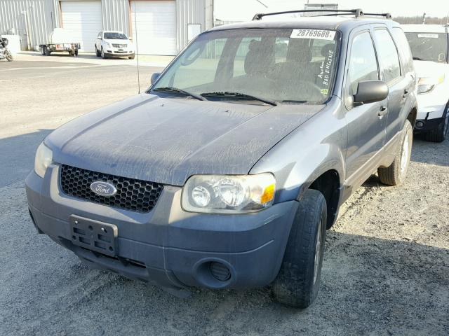 1FMYU02Z95KE22973 - 2005 FORD ESCAPE XLS BLUE photo 2