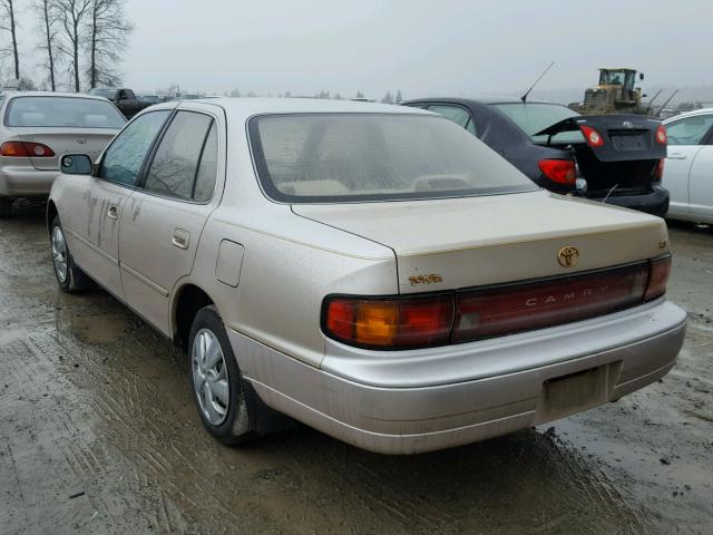 JT2SK12E5R0219897 - 1994 TOYOTA CAMRY LE GOLD photo 3