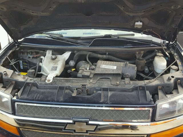 1GBGG29KX81179782 - 2008 CHEVROLET EXPRESS G2 BLUE photo 7