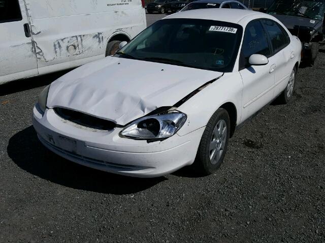 1FAFP53UX1A168554 - 2001 FORD TAURUS SE WHITE photo 2