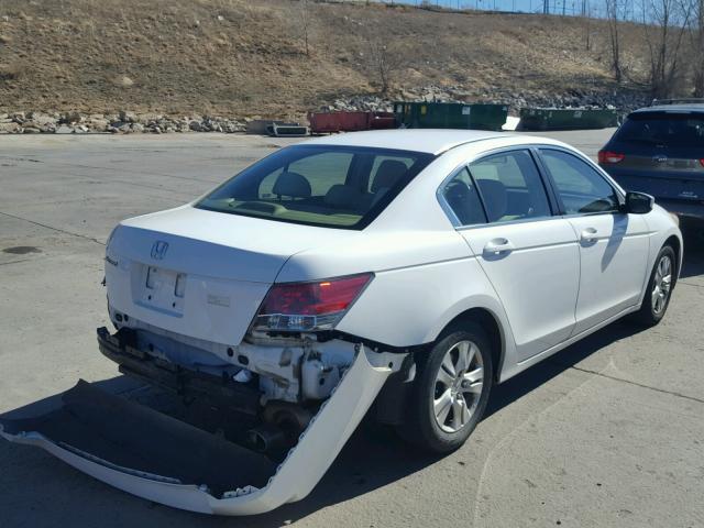 JHMCP26438C038829 - 2008 HONDA ACCORD LXP WHITE photo 4