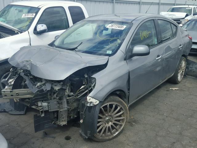 3N1CN7AP3EL817060 - 2014 NISSAN VERSA GRAY photo 2