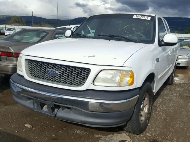 1FTZX17261KF29555 - 2001 FORD F150 WHITE photo 2