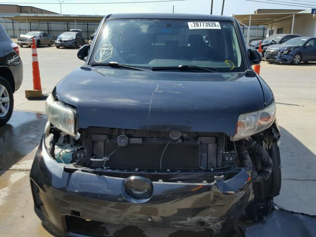 JTLZE4FE2B1129877 - 2011 TOYOTA SCION XB CHARCOAL photo 9