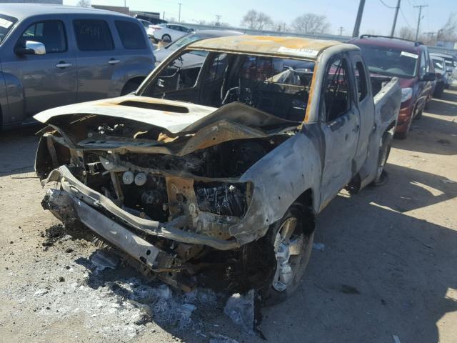 5TFUU4EN9EX106950 - 2014 TOYOTA TACOMA BURN photo 2