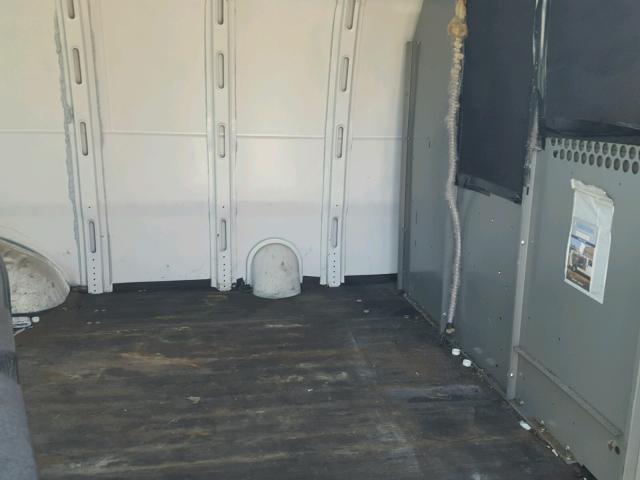 1GCHG35KX91134788 - 2009 CHEVROLET EXPRESS G3 WHITE photo 6