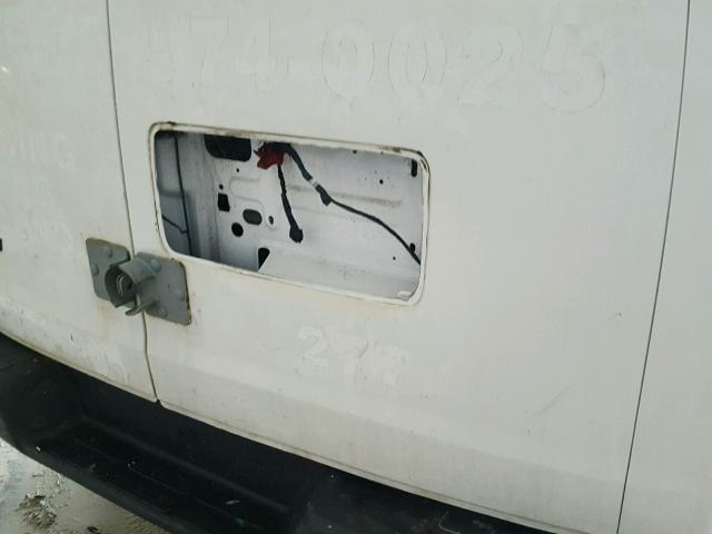 1GCHG35KX91134788 - 2009 CHEVROLET EXPRESS G3 WHITE photo 9