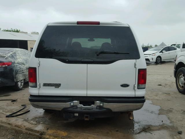 1FMNU40L6YEC79105 - 2000 FORD EXCURSION WHITE photo 9