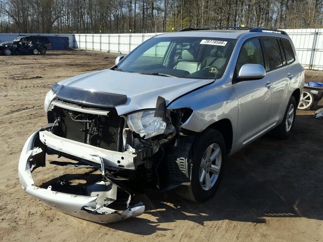 5TDJK3EH1AS037863 - 2010 TOYOTA HIGHLANDER SILVER photo 2