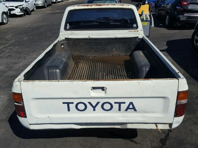 JT4RN81A5P5167157 - 1993 TOYOTA PICKUP 1/2 WHITE photo 6